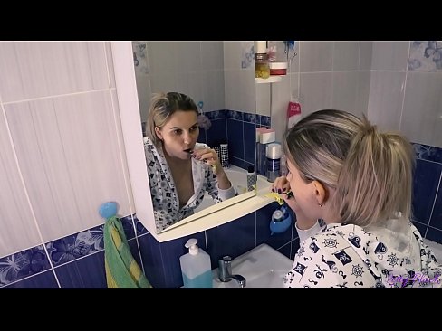 ❤️ פריצה עם צעירים בפיג'מה מסתיימים אוראלי בהצטיינות בתחת - לי שחור ❌ פורנו ב-iw.assistentai.ru ❌️